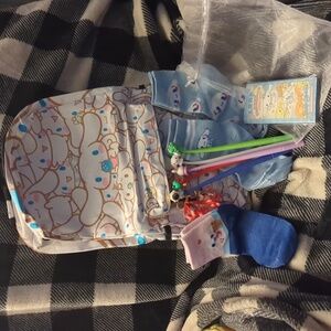 NWoT 🩷 SANRIO 🎀 HELLO KITTY & FRIENDS 🩷 BACKPACK 🎁 GIFT BUNDLE 🧁 $70 R!
